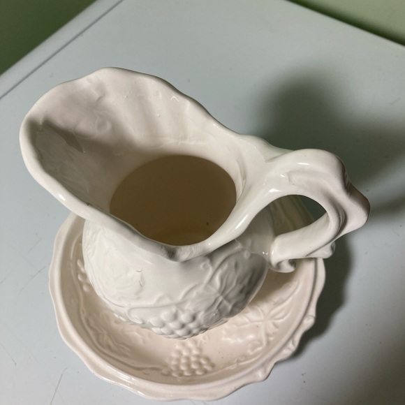 Elegant White Ceramic Pitcher and Saucer Set - Picture 2 of 8